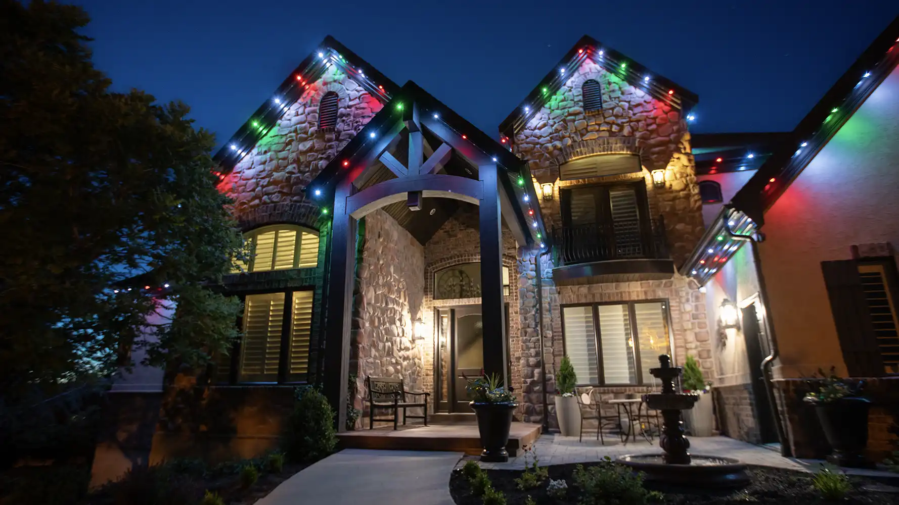 Exterior Christmas Lights For House 19 Creative Outdoor Christmas Decor  Ideas For A Festive Welcome Exterior