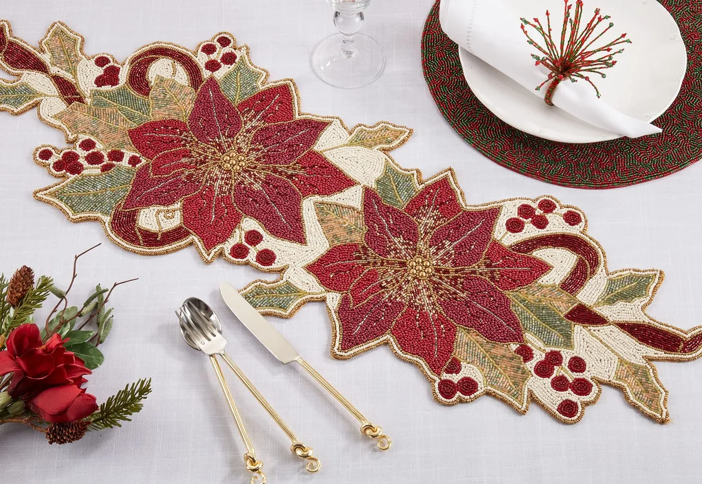 Fennco Styles Hand Beaded Poinsettia Christmas Table Runner 13' W x 36 – Fennco Lifestyle