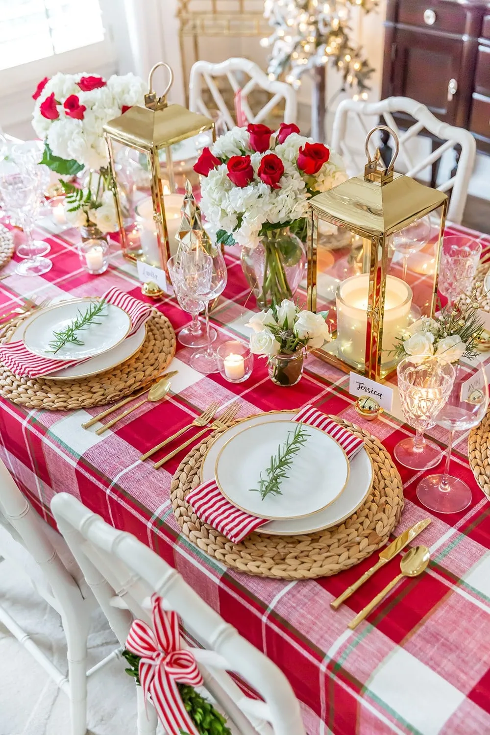 Festive Christmas Table Decorations - Pizzazzerie