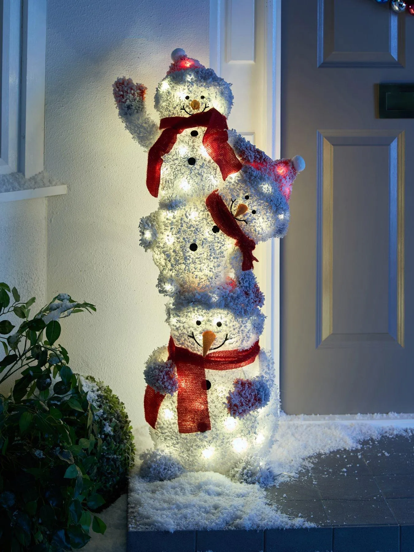 Festive Outdoor Lighting - Very IE