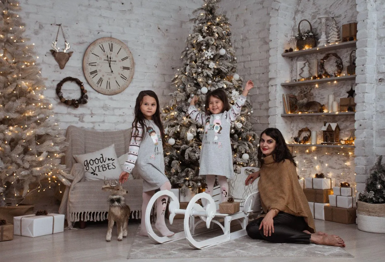 Full Artificial Christmas Trees - Timeless Beauty - Christmas Merchandise