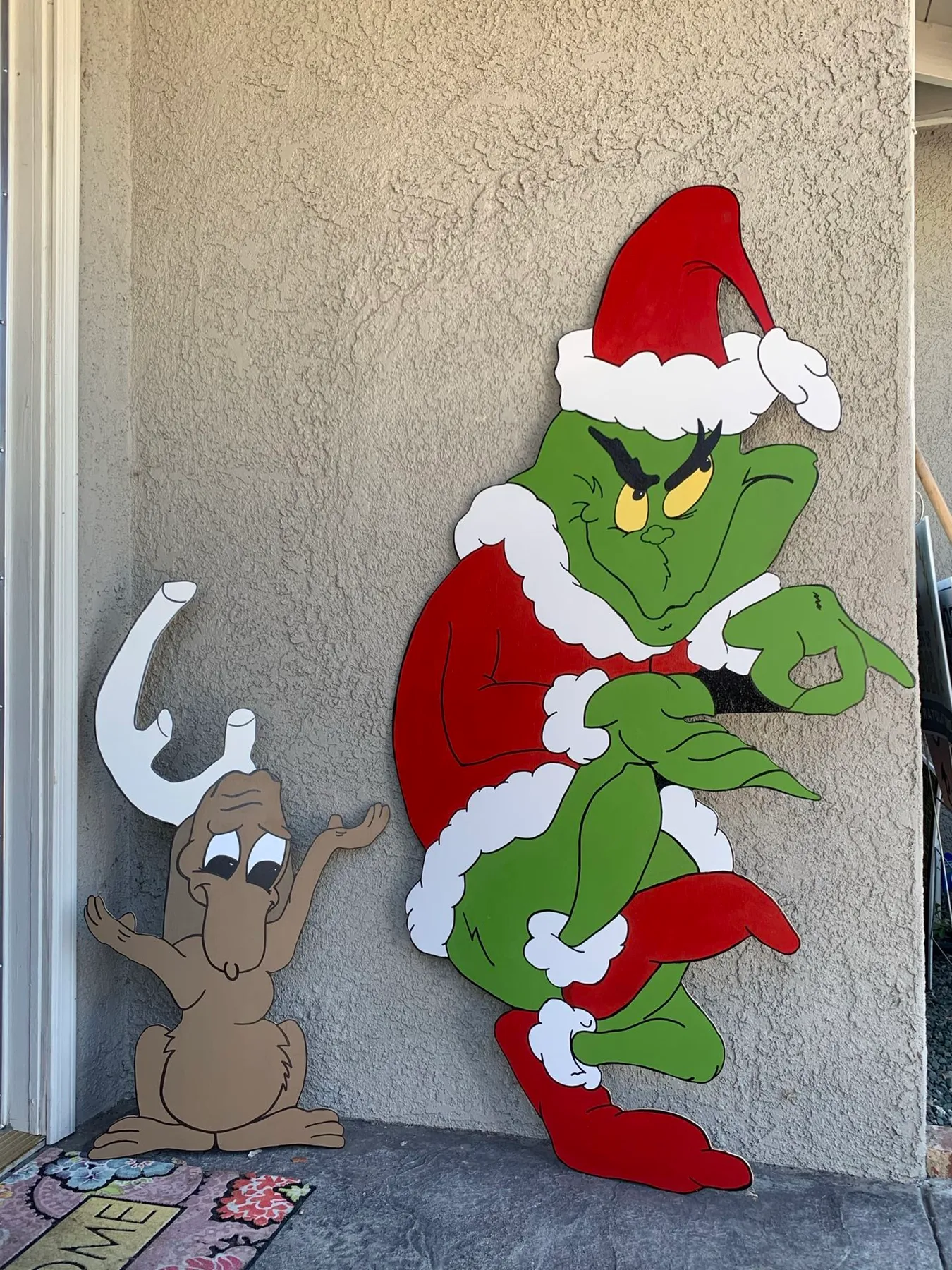 FULL SET Giant Grinch 6ft With Max and Sign Pole Christmas Grinch and max  front yard decorations