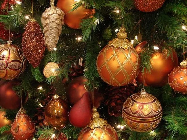 Germany – Lauscha | Birthplace of The Glass Bauble – Europe & Beyond