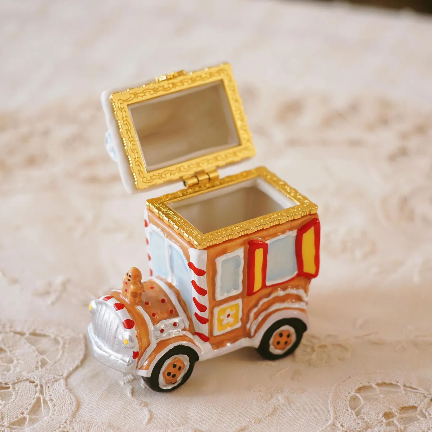 Gingerbread Trinket Box – Hand-Painted Christmas Truck