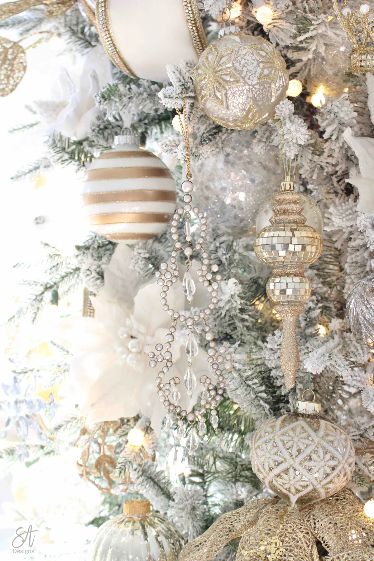 Glam White & Gold Living Room Christmas Tree & Mantel16 - Summer Adams