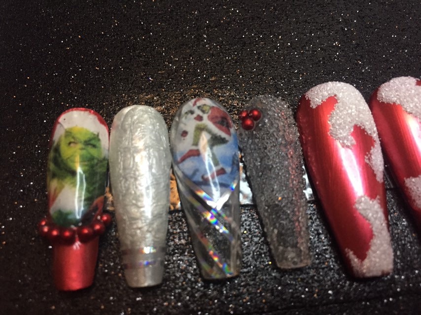 Grinch Christmas Press On Nails, Red and Green UV Gel Nail Set