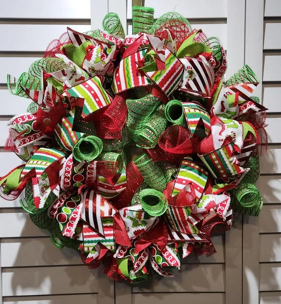 Grinch Theme Christmas Door Wreath - Etsy Festive Grinch Holiday Wreath  with Plaid Bow