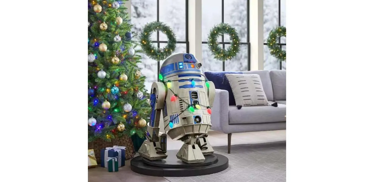 Home Depot's next viral holiday drop is a 7-foot 'talking' Chewbacca in a  Santa hat