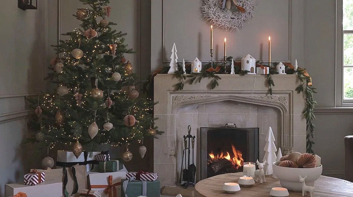 Homes & Gardens: How to Make a Home Cozy for Christmas — KNIGHT VARGA INTERIORS