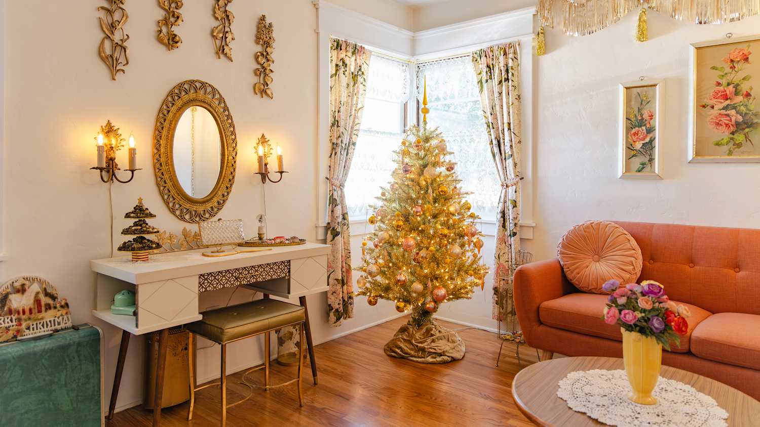 How to Create a Bejeweled Christmas Tree | Apartment Therapy