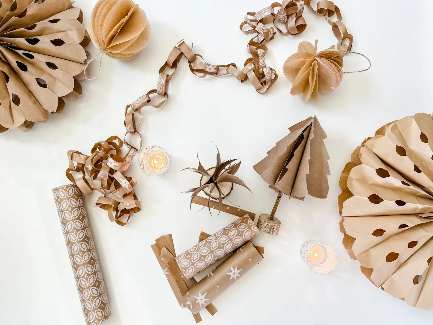 How to Create Christmas Decorations with Nature and Paper! | Most Lovely Things