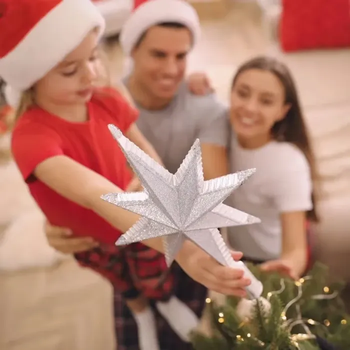 How to Decorate a Christmas Tree - The Christmas Loft