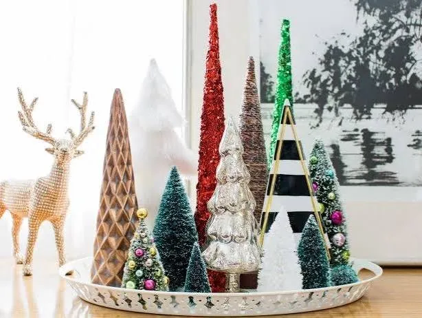 How to Decorate for the Holidays in a Small Space | HGTV