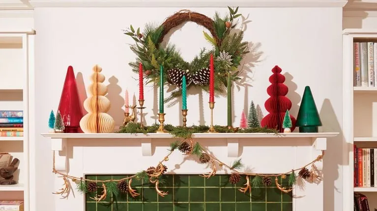 How To Decorate Your Mantel For The Holidays - Chatelaine