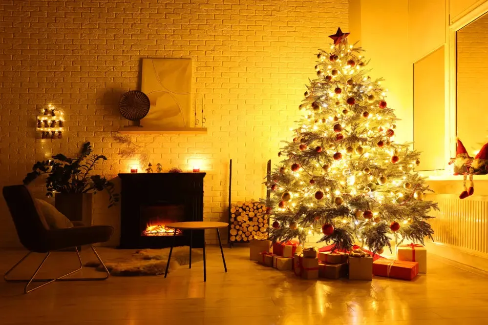 How to Hang Christmas Lights Inside – Ollny