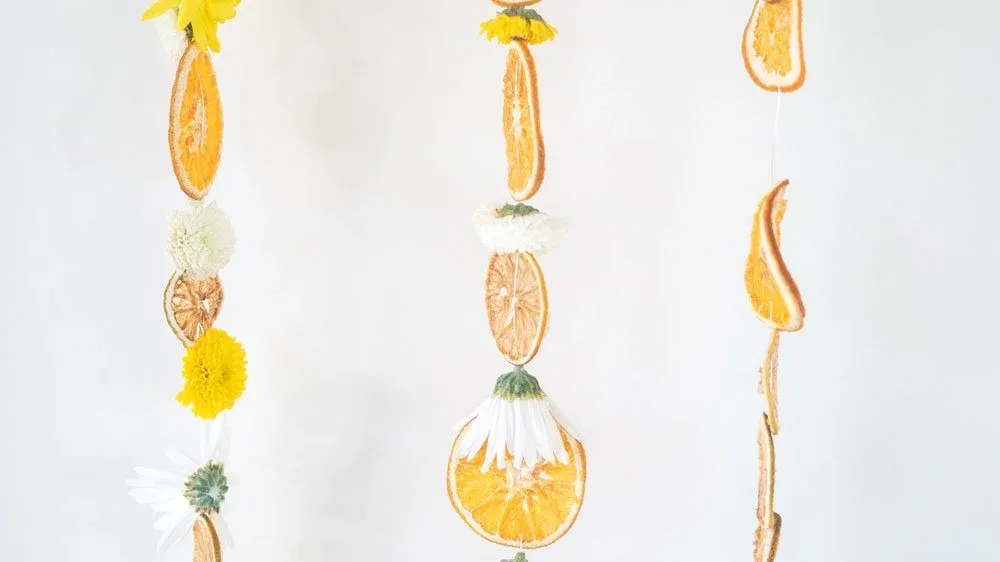 How to Make a Citrus Garland with Dried Oranges and Lemons — TADMINT — Design Resource and Merchandise for Creatives