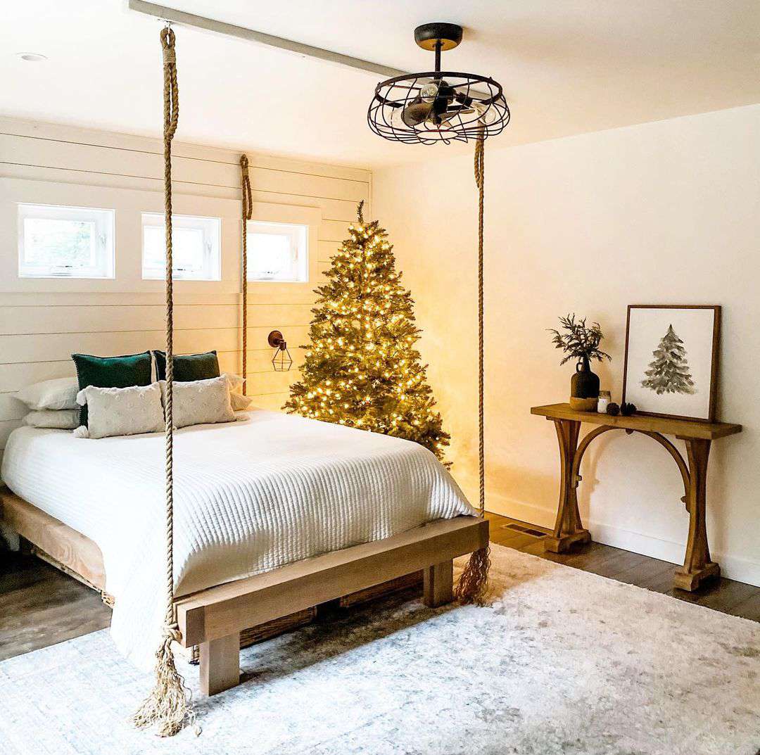 How to Style a Christmas Tree in Your Bedroom