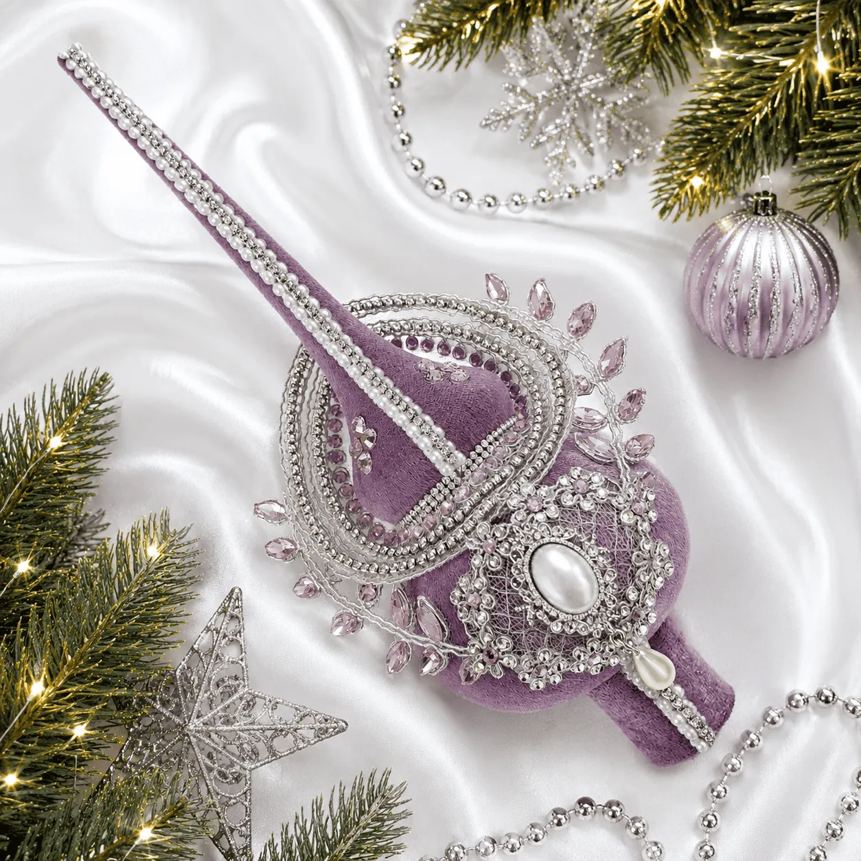 Luxury Velvet Christmas Tree Toppers: Handmade Elegance
