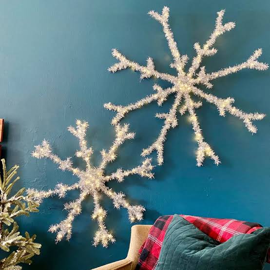 Make Oversized, Light-Up Snowflake Holiday Decorations From Wire Hangers | HGTV