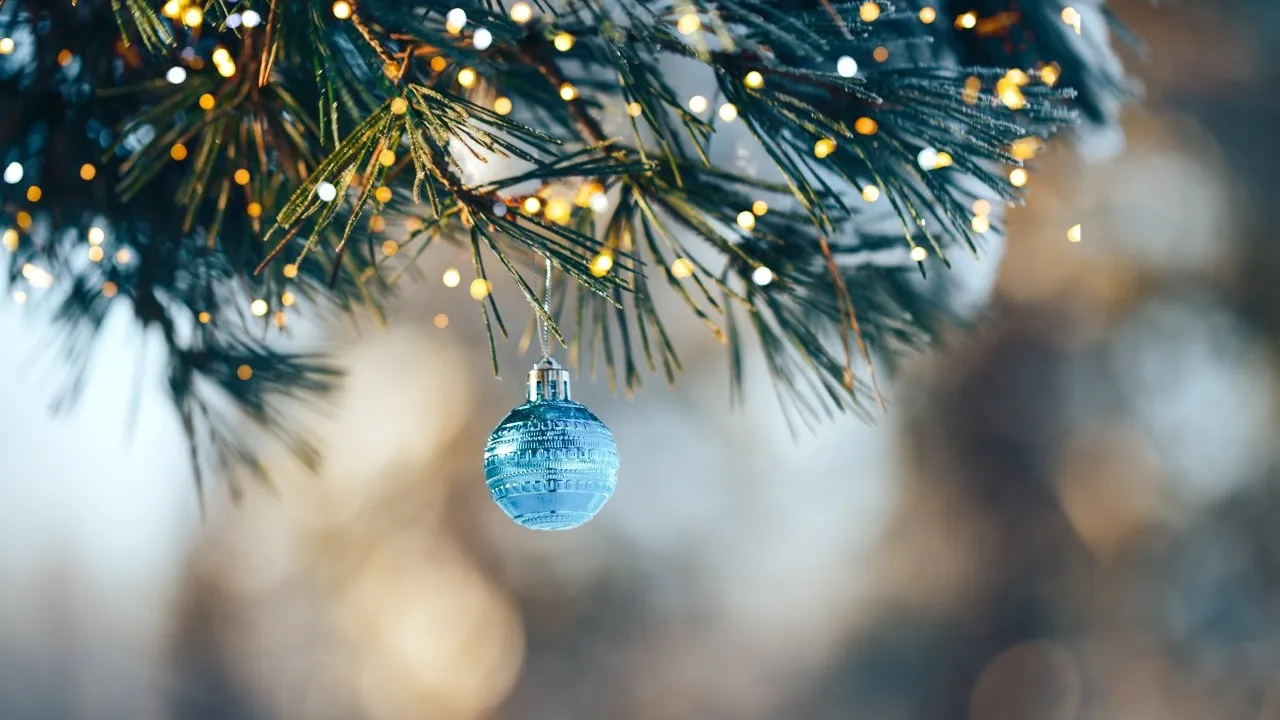 Mercy Health celebrates holidays by giving back in Youngstown, Ohio