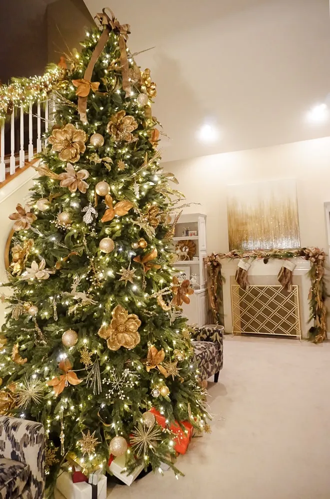 Merry and Bright: Christmas Decorations 2018