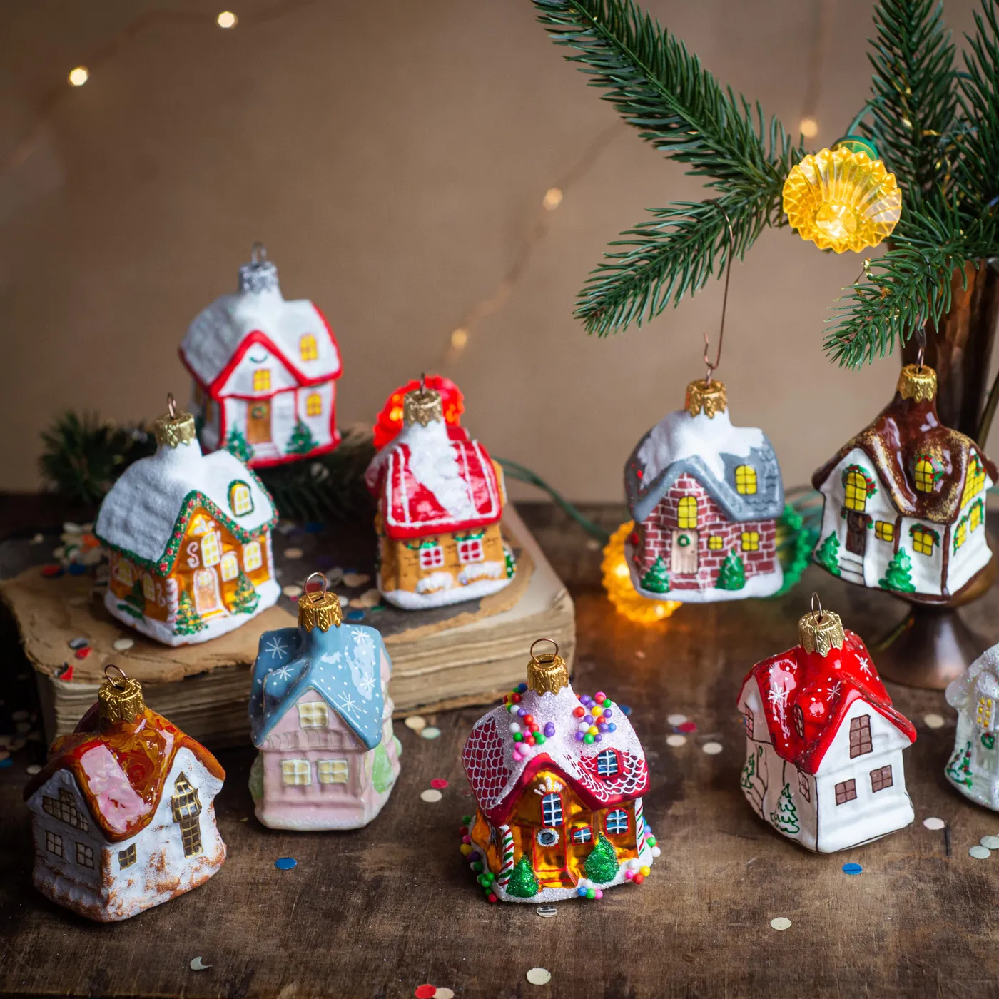 Modern-Christmas-Trees-Glass- christmas ornaments