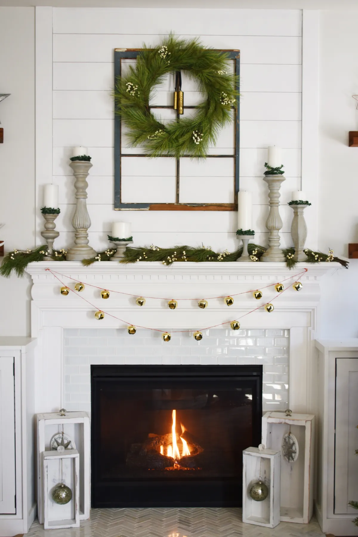 My simple formula for a Festive Fireplace