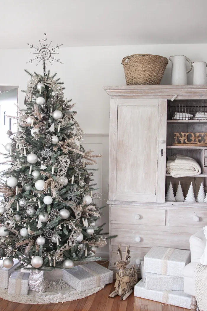 Neutral Christmas Living Room | LoveGrowsWild.com - Love Grows Wild