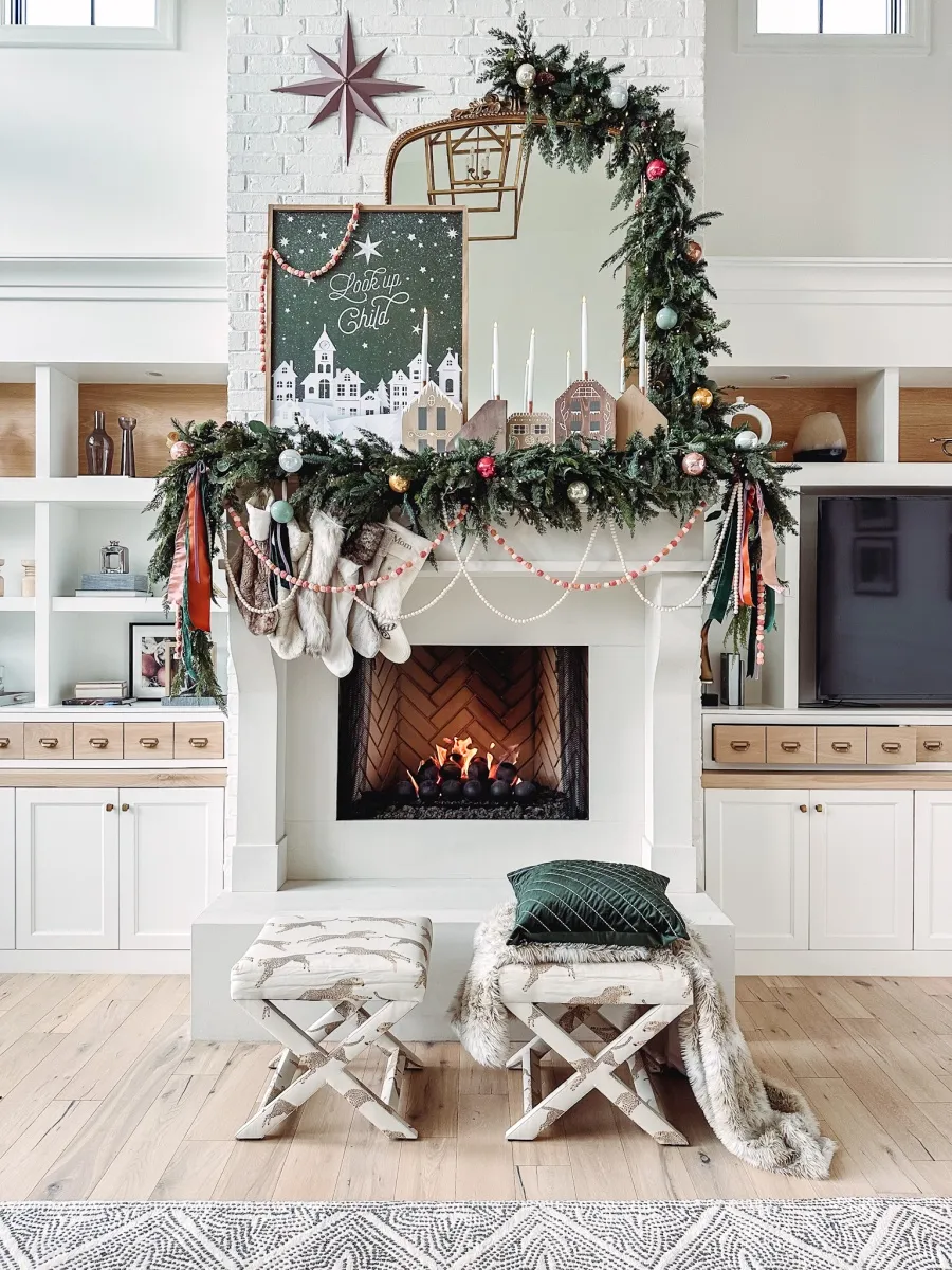 Nostalgic Elegant Christmas Mantel - Remington Avenue