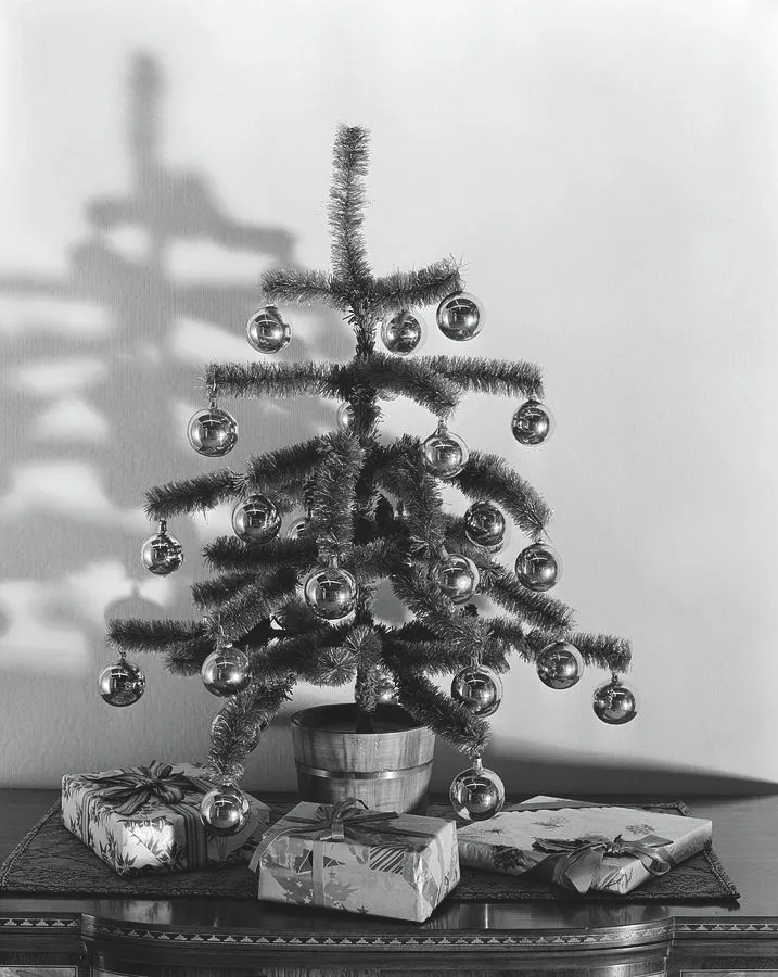 Old Fashioned Christmas Tree Vintage 1940s Christmas Ornaments Vintage  Glass Ornaments 1940s 1950s Golden Glow