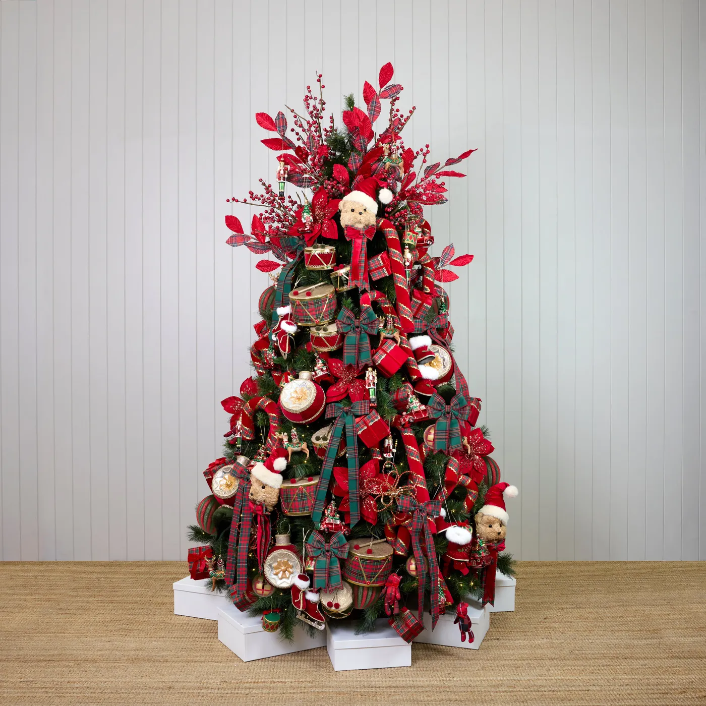 Ornament Packages 2026 – Holly & Ivy
