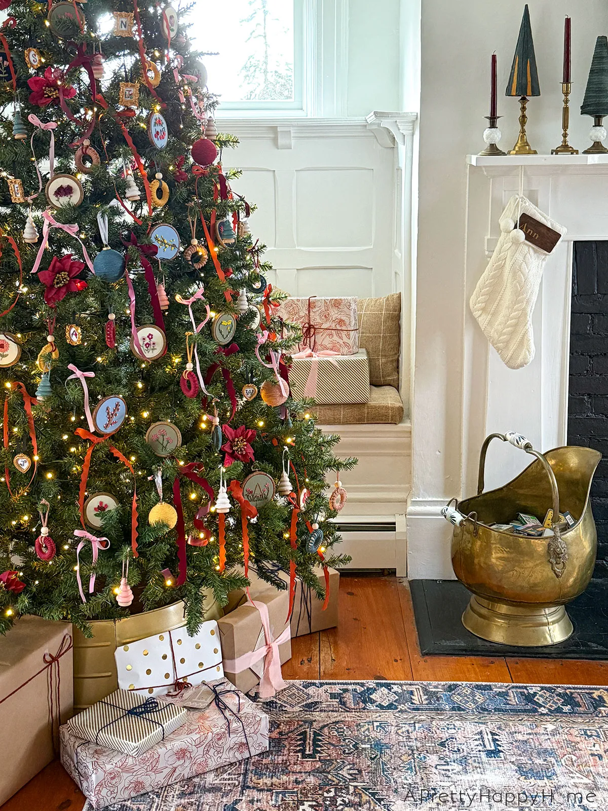 Our 2024 Christmas Tree – A Pretty Happy Home