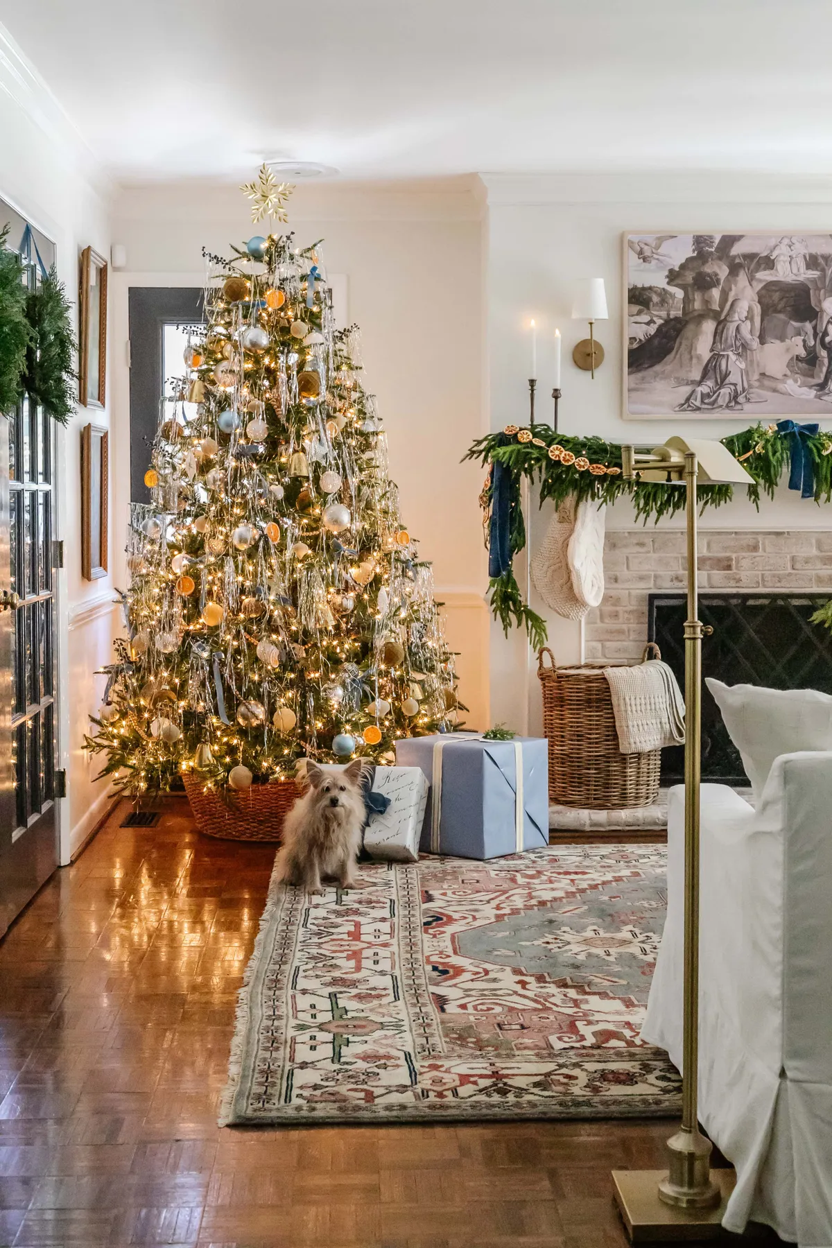 Outdoor Christmas Lawn Decorating Ideas (No Ladder Required) - Bless'er  House