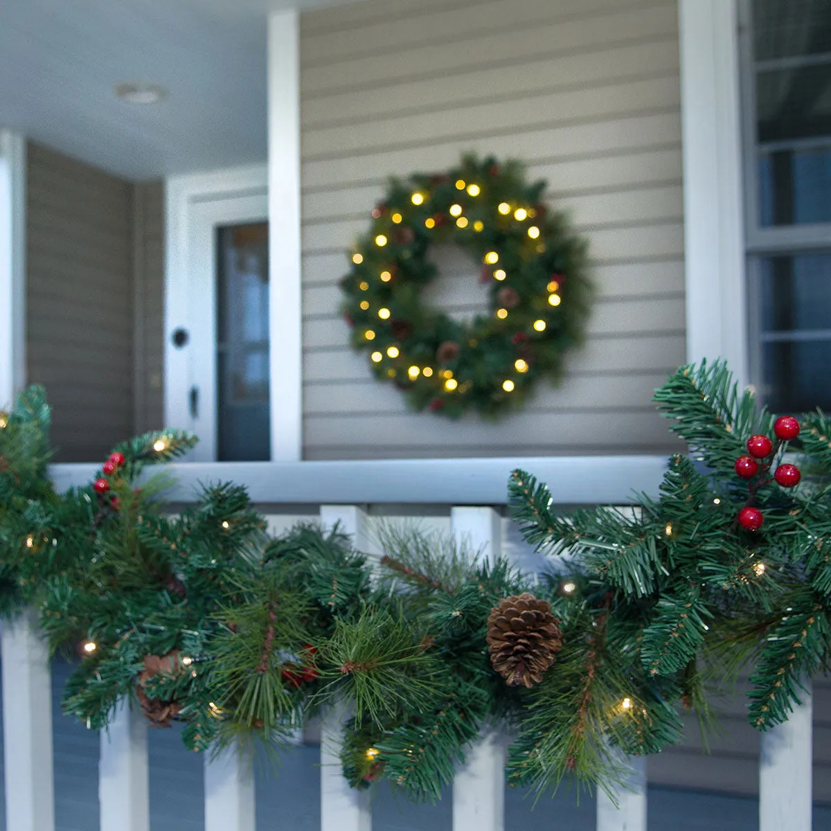 Outdoor Long Christmas Garland Cordless Pre-Lit Garland Holiday Décor Sharper Image