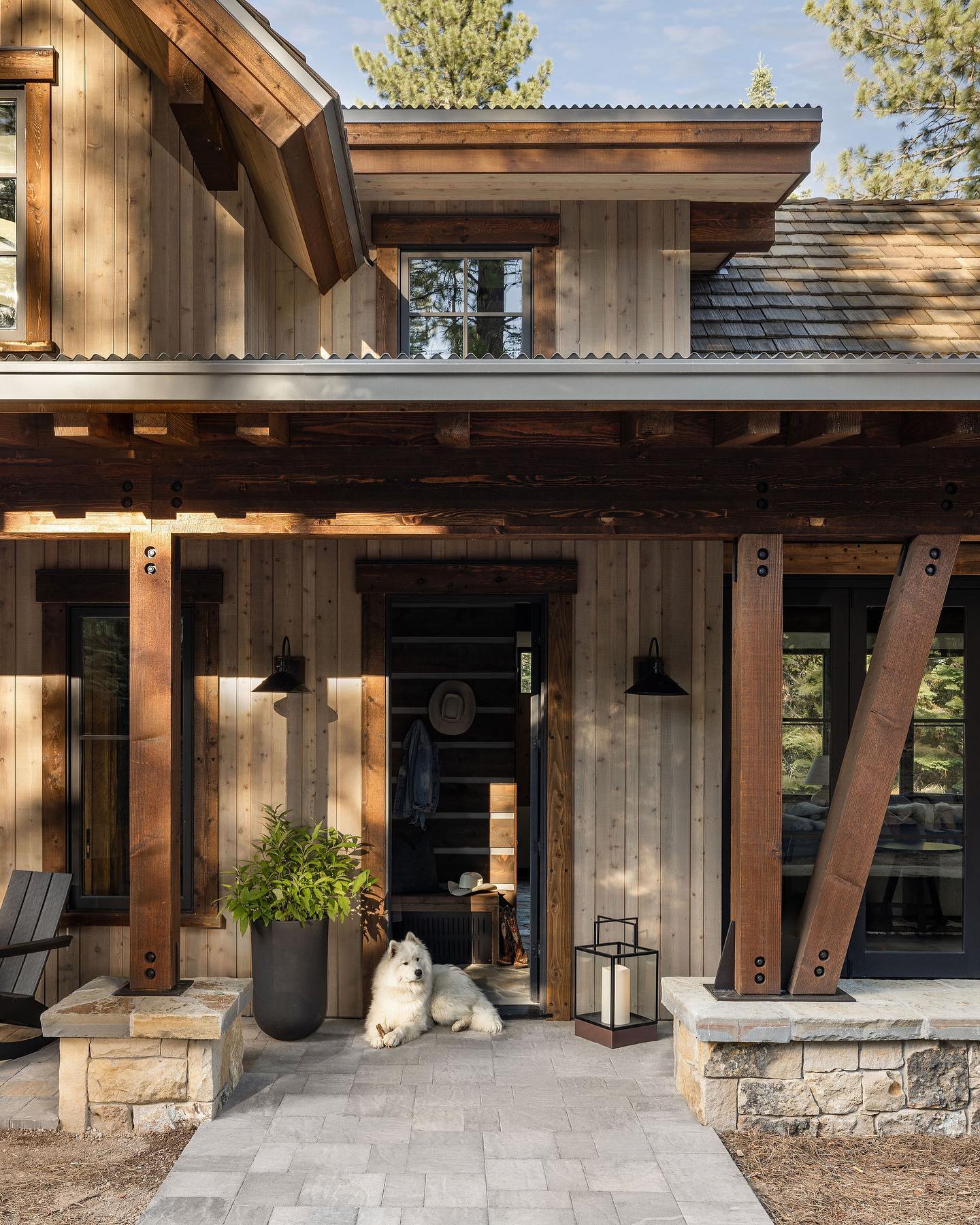 Outdoor Sconces: Stylish Home Exterior Lighting Solutions