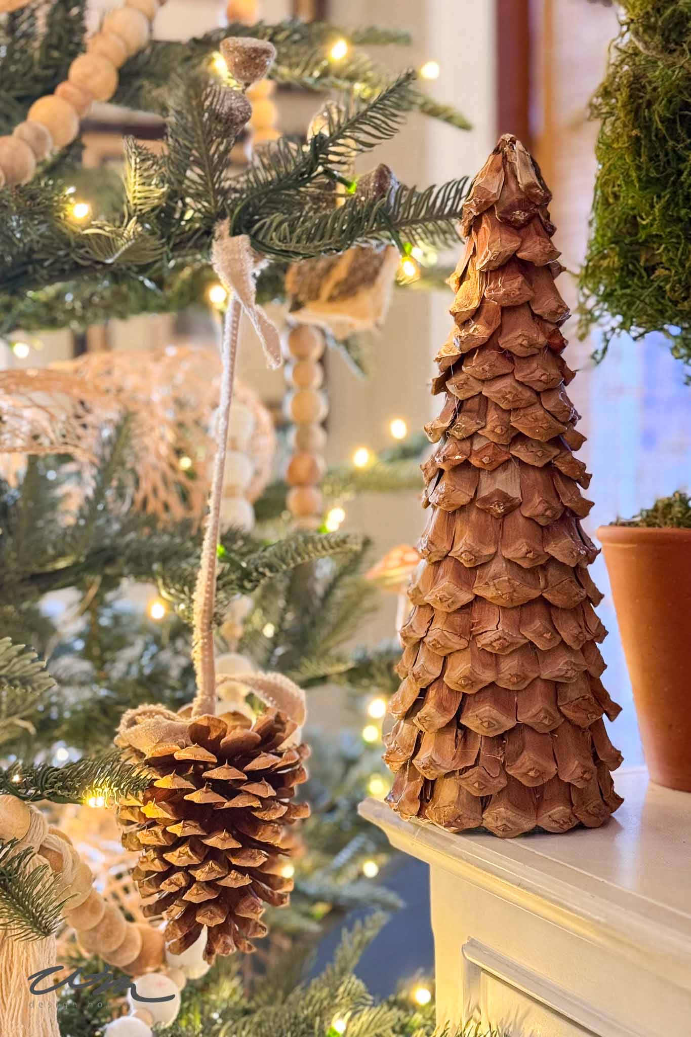 Pine Cone Christmas Tree Ornament How To Make Farmhouse Style Pinecone Christmas Ornaments