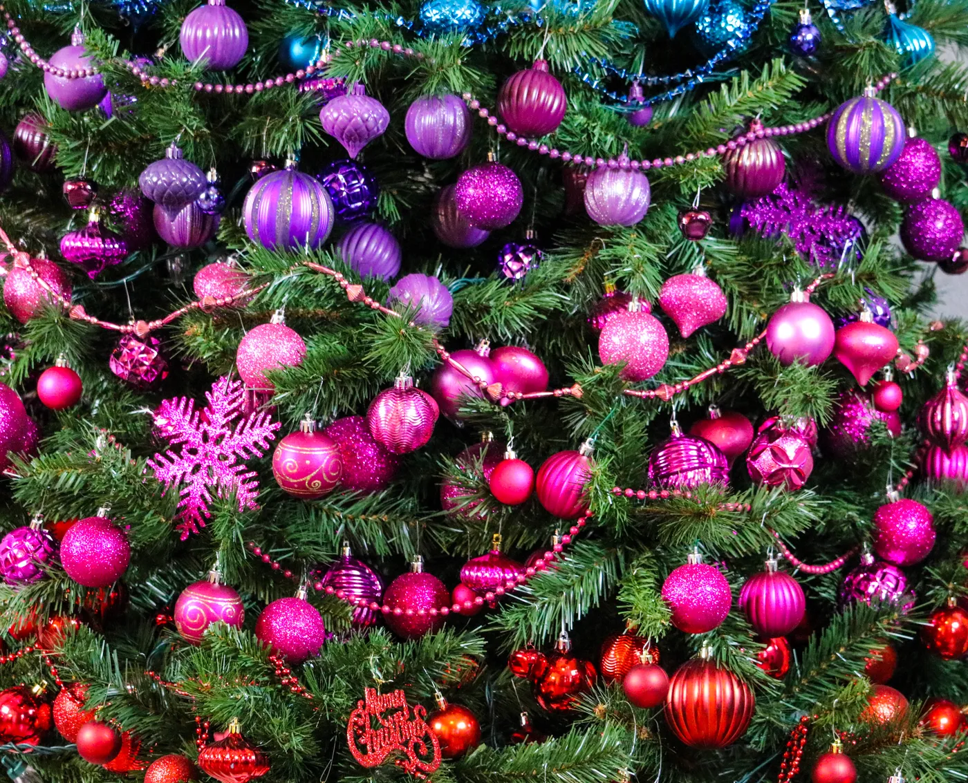 Rainbow Ombré Christmas Tree – Serretta Style