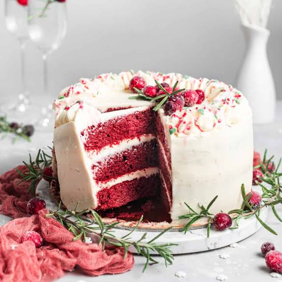 Red Velvet Christmas Cake