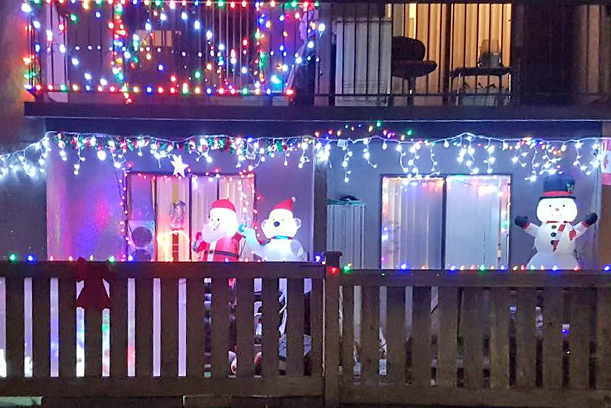 Residents of Langley City seniors housing complex go all-out for Christmas  lights contest | Aldergrove Star