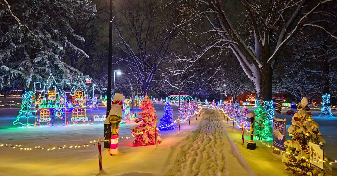 Rotary Holiday Lights Beaver Dam | Travel Wisconsin