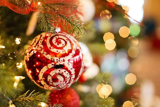 Royalty-Free photo: Red and white Christmas bubble | PickPik