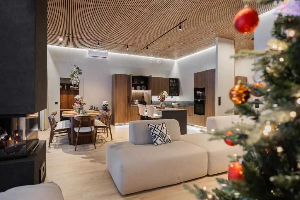 Santa's Royal Resort, Rovaniemi (updated prices 2026)