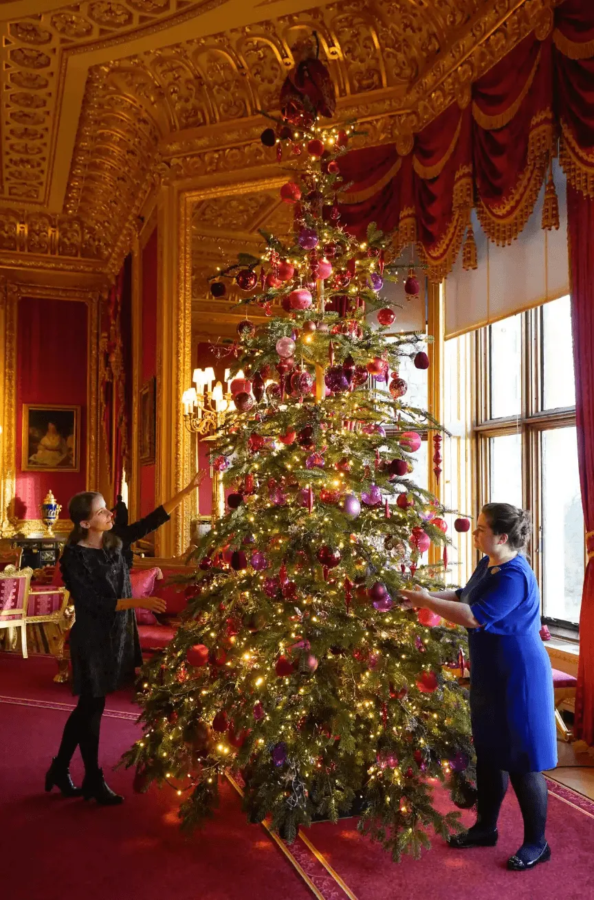 See Windsor Castle's Christmas decor for King Charles first year as king | House & Garden