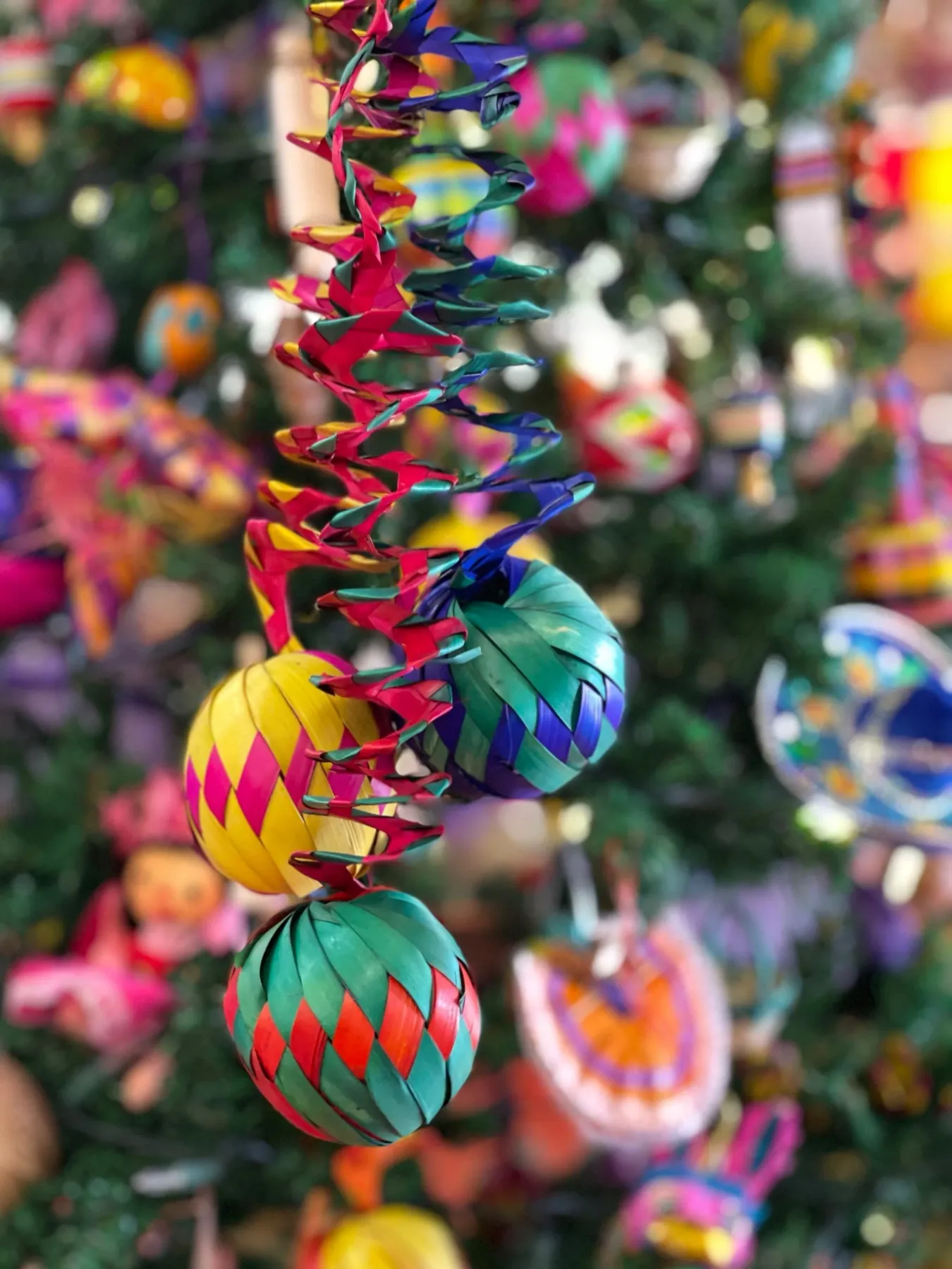 Set of 3 Palm Woven Sphere Tree Ornaments — Fiesta McAllen