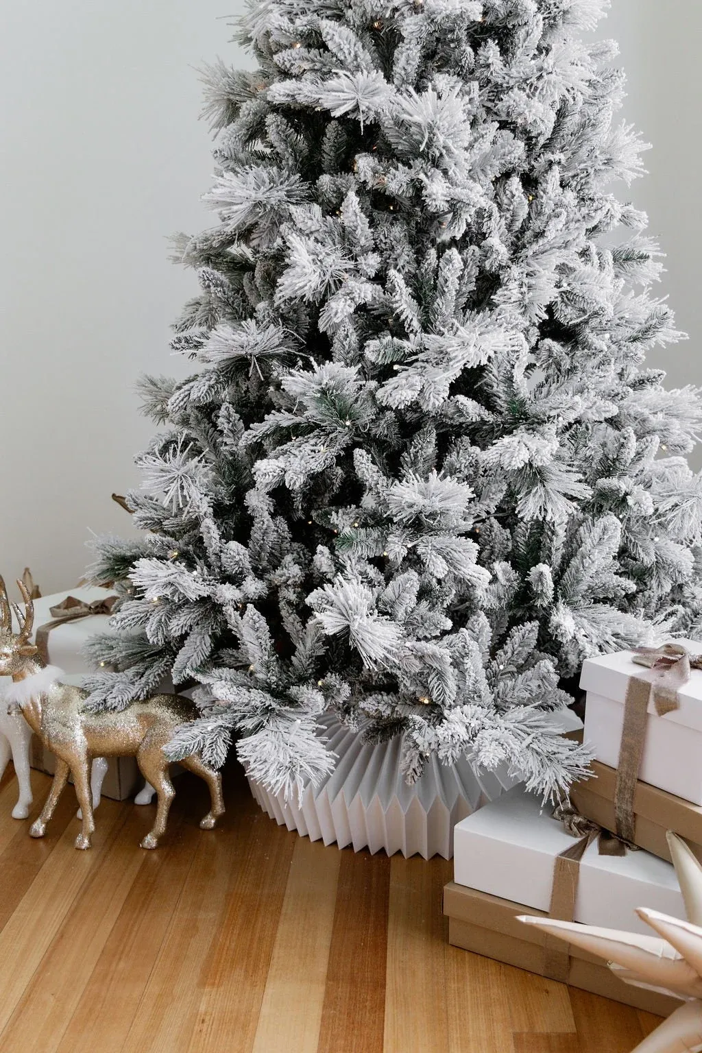 Shop | Discover Festive Holiday Decor - Shop Now — The Christmas Tree boutique