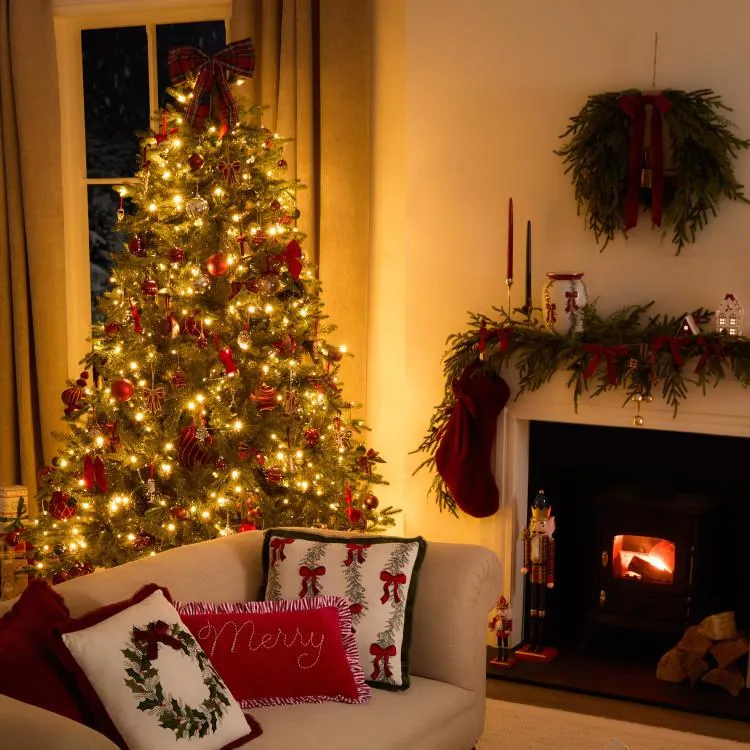 Shop for Christmas 2026 | Decorations, Gifts & Clothing | Primark US | Primark US