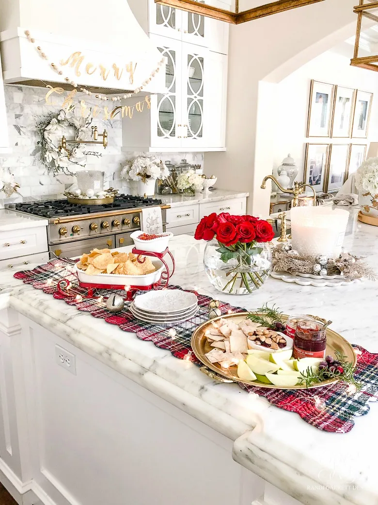 Simple Christmas Entertaining Ideas - Randi Garrett Design