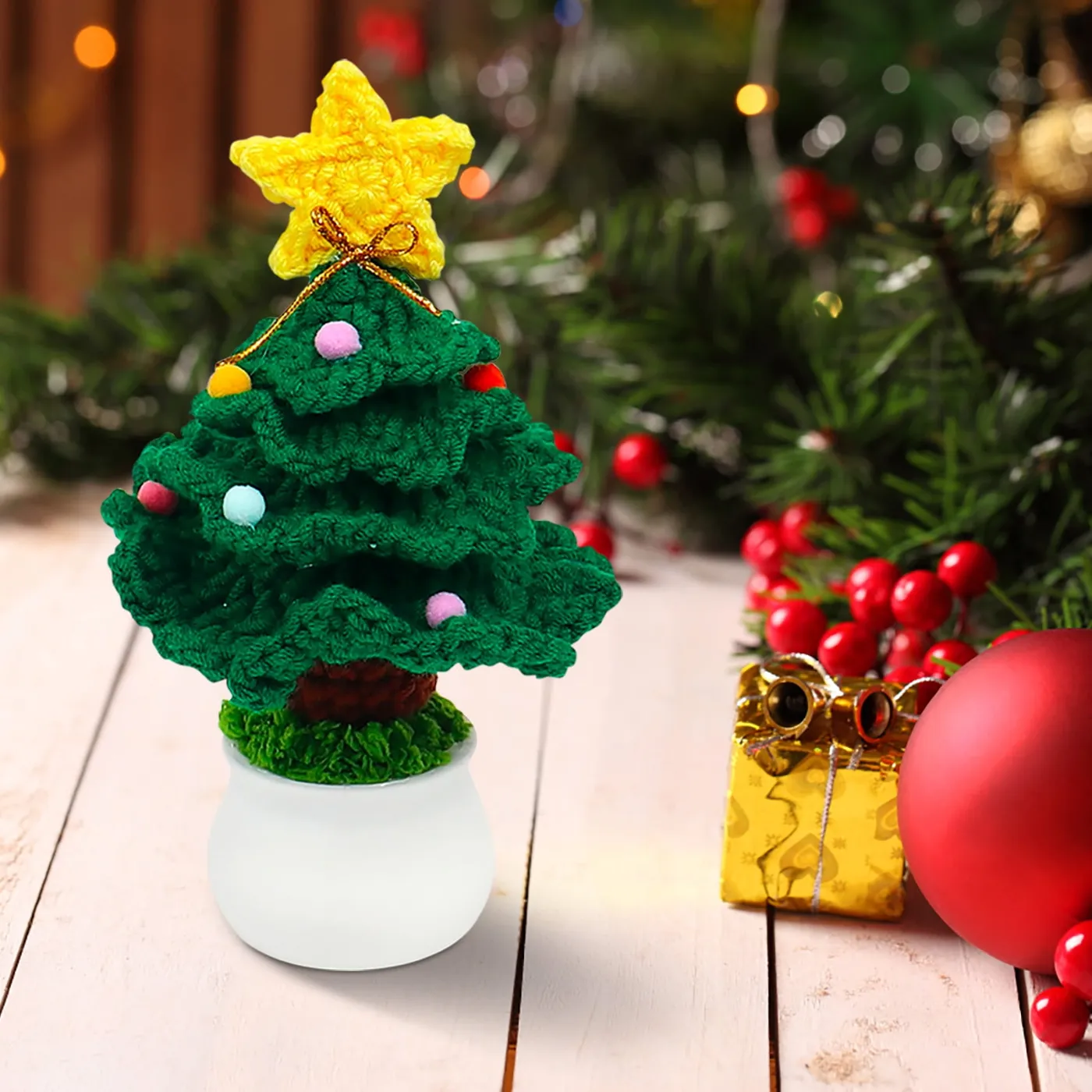 SouMaox Crochet Christmas Tree, Handwoven Yarn Potted Ornament, Everlasting  Decorative Miniature Flower, Desktop Table Display for Holiday - Walmart.ca