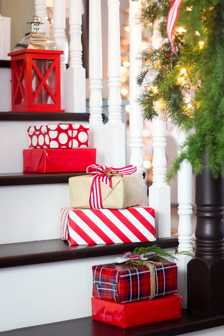Step Up Your Game With These Christmas Decorations For Your Stairs