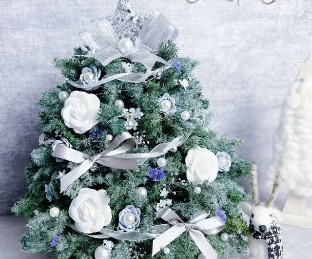 Taiwan The ultimate elegant snow-white everlasting Christmas tree Casa de  Praus - Pinkoi